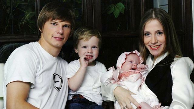 Юлия Барановская шокировала поклонников! «Каждый раз, когда вижу ляльку, хочу еще пару детишек» смотреть онлайн