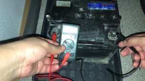 Как обслуживаю аккумулятор на Гранте