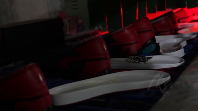Factory Process of making the Air Jordan 1 Banned 2011 смотреть онлайн