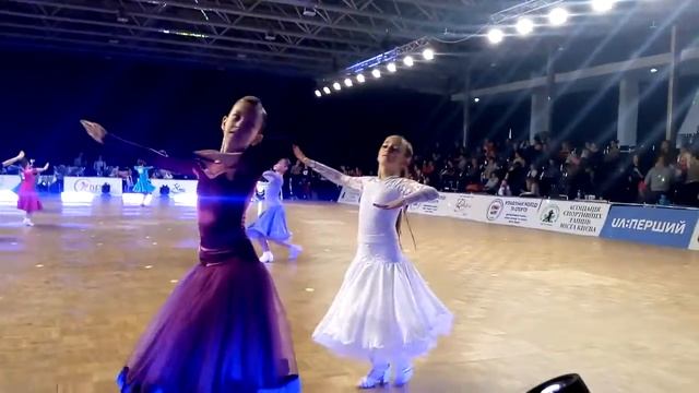 Stars Festivas Adwars Еваналы 1 Е, Вальс смотреть онлайн