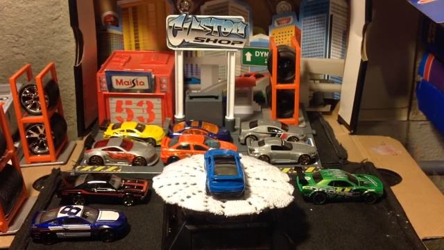 Hot Wheels : 2012 Ford Mustang Boss 302 Laguna Seca смотреть онлайн