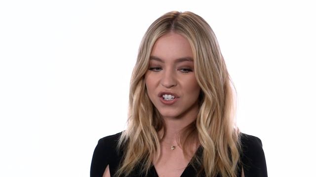 "Euphoria" Star Sydney Sweeney Takes 5 and Answers Questions смотреть онлайн
