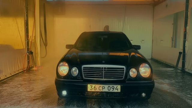 Mercedes E 210 5.5 AMG RESTORATION смотреть онлайн