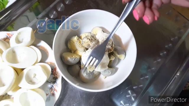 ФАРШИРОВАННЫЕ ЯЙЦА на праздничный стол?stuffed eggs смотреть онлайн