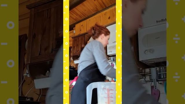 Пирог New York Times в УльтраПро TUPPERWARE смотреть онлайн