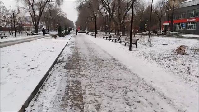 Самара/Юных пионеров/Аллея заводов города Самары/RUSSIA-SAMARA. смотреть онлайн