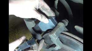 Замена передних тормозных колодок Лада Гранта