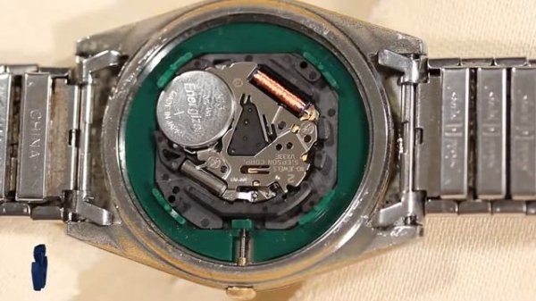 Ремонт наручных кварцевых часов