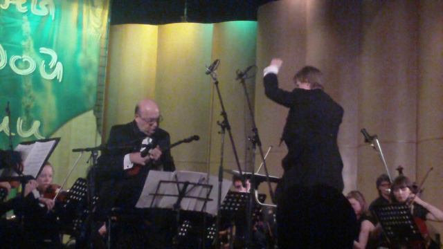 Кирилл Волков Концерт для домры с оркестром (2010) Вячеслав Круглов, дирижёр Игорь Мокеров смотреть онлайн