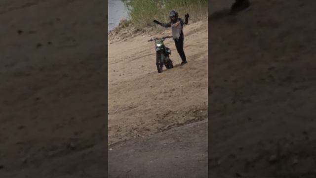 #regulmoto #кросс #питбайк #прохват #ширяево #reels #мотоцикл #мотокросс #эндуро #эндурокросс смотреть онлайн