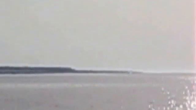 Сирия на границе с Турцией. Средиземное море. Замусореный пляж. MVI 4308 смотреть онлайн