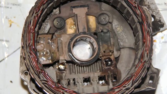 Мазда мпв.Ремонт генератора своими руками .Разборка генератора Мазда смотреть онлайн