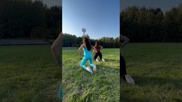 Упражнение направленно на развитие мышц ягодиц и задней поверхности бедра. смотреть онлайн