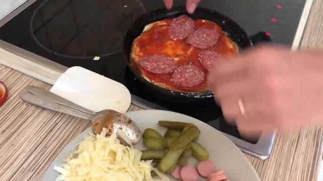 Пицца на сковороде | Пицца без теста | простой рецепт, если нет духовки | кулинарный канал шефа смотреть онлайн