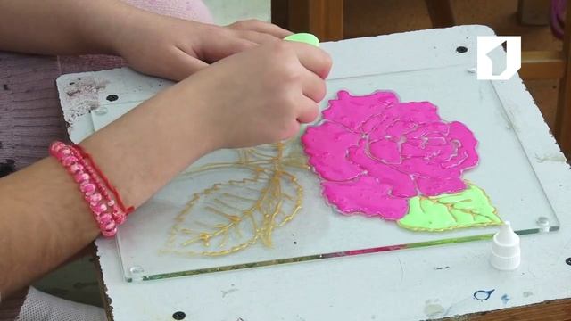 Утренний эфир / Как рисовать витражными красками смотреть онлайн
