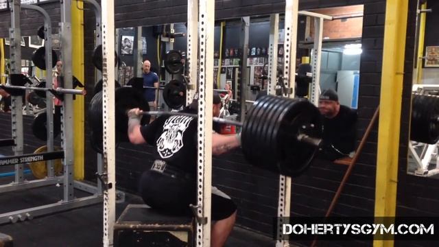 Dave Park Box Squats 300kg x 4 @ Doherty's Gym, Brunswick смотреть онлайн