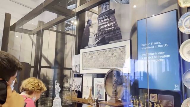 Statue of liberty(Статуя свободы Нью Йорк) смотреть онлайн