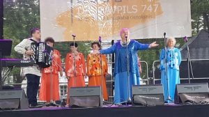 Плачет русская гармошка