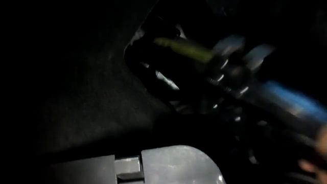 Как достать домкрат смотреть онлайн