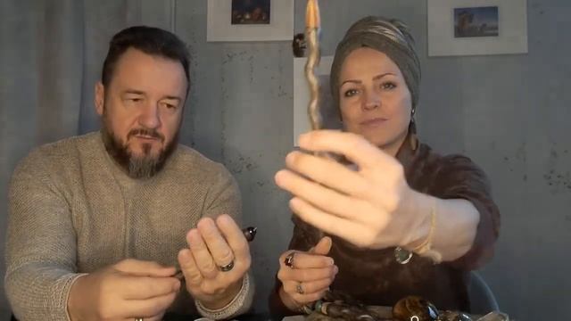 Оживающий в руках артефакт смотреть онлайн