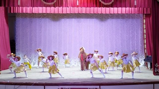 Поздравляем с женским днём 8 марта!! ДШИ им.С.Кожамкулова Карабалык. Хореография смотреть онлайн