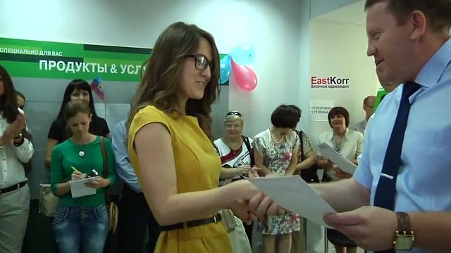 В Луганске открыли госбанк смотреть онлайн
