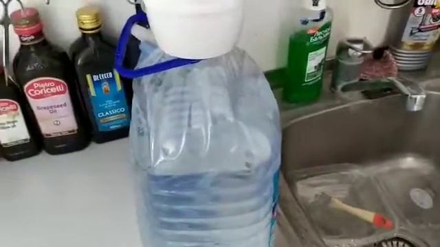 Что делать, когда в доме отключили воду. А помыть посуду надо. Электропомпа. смотреть онлайн