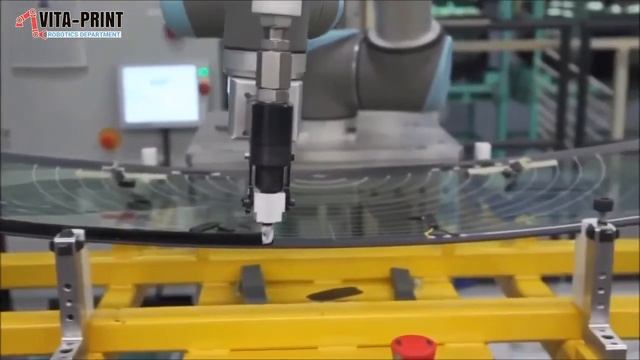 Нанесение клея /герметика. ООО НПП «ВИТА-ПРИНТ».