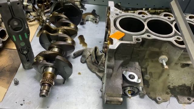 Киа Рио 1.6 G4fC.сильно помотанный мотор оживляем.хона нет,масло жрет и стучит.расточка 0.50 смотреть онлайн