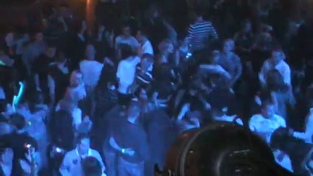 JULO ALIAS PYTHON ARENA VIDEO CHRISTMAS PARTY.mpg смотреть онлайн