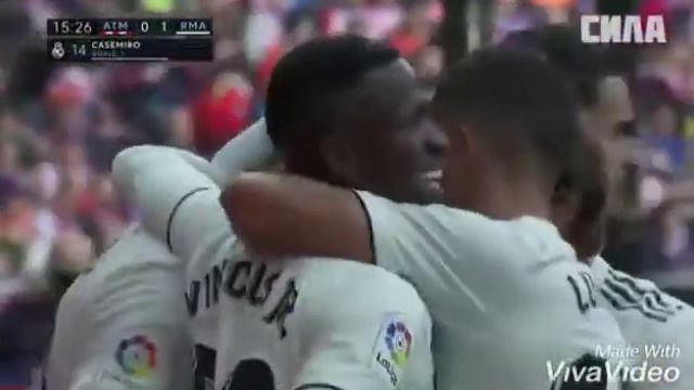 Гол Каземиро ножницами смотреть онлайн