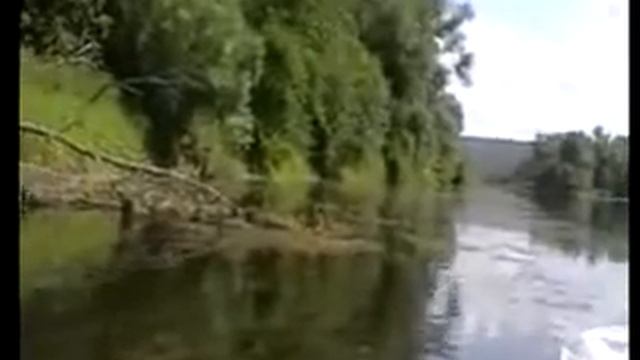 Сплав по реке Юрюзань. Одно из красивых мест реки. смотреть онлайн