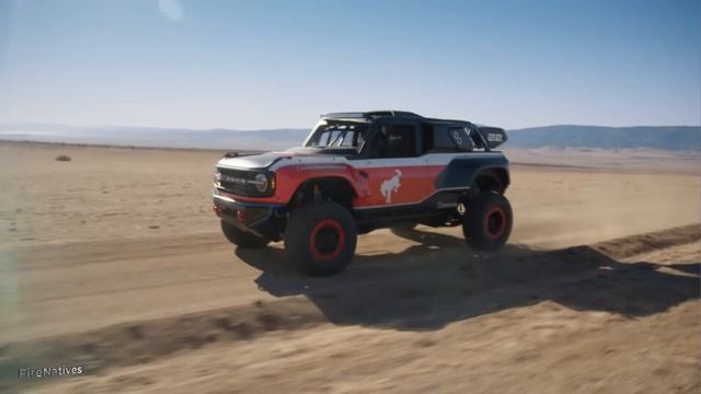 2023 Ford Bronco DR Desert Drive V8 Reveal - The Desert King is Here! смотреть онлайн