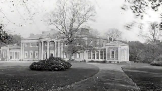 Coilsfield House (ukulele/lute trio), Scottish march by Nathaniel Gow смотреть онлайн