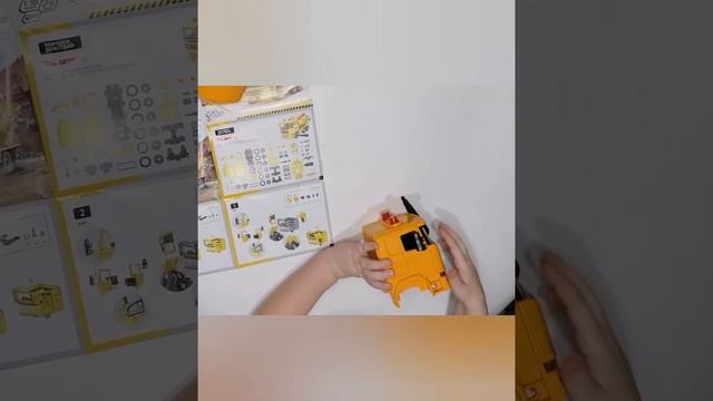 Распаковка игрушки Play Smart автомонтаж серия-спецавтомобиль смотреть онлайн