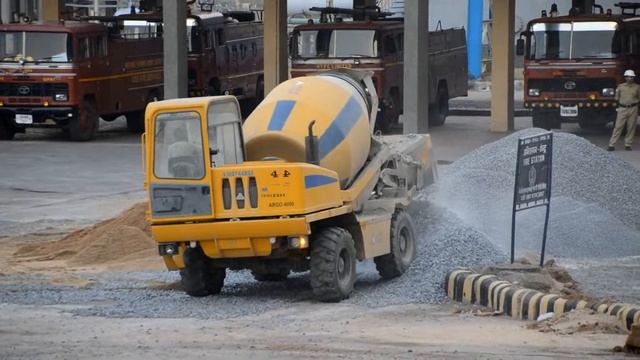 Классная бетономешалка в Индии смотреть онлайн