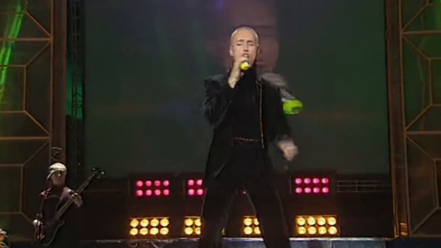 19. Chrysanthemums [Vitas at Kremlin, 2002 | HQ] [50fps] смотреть онлайн