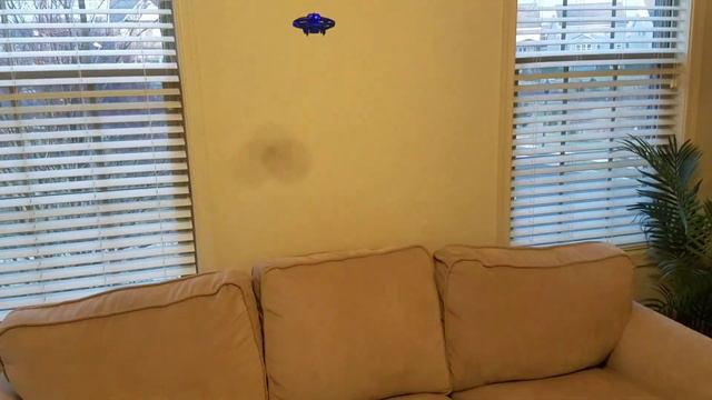 UFO drone hand controlled hover star how to flip it over 360°, mini flying drone kid toys 无人驾驶飞机 смотреть онлайн