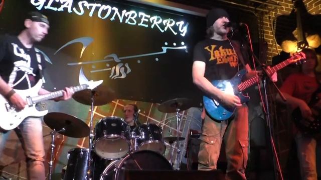 Монгол Шуудан - Правая победа @ Гластонберри Паб 21.03.2015 смотреть онлайн