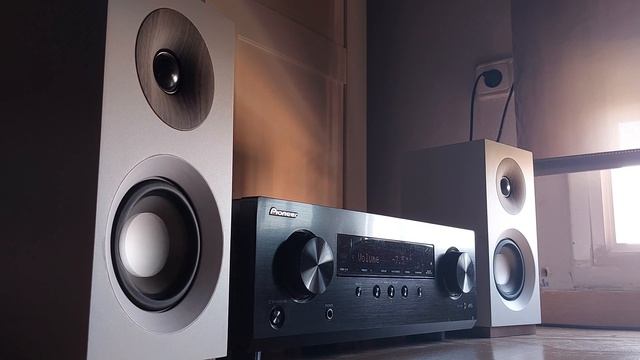 Jamo S801 - Bass i love you смотреть онлайн