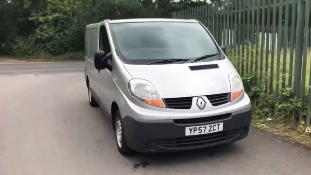Renault Trafic 2.0 DCI SL SWB 27 Plus 115 BHP смотреть онлайн
