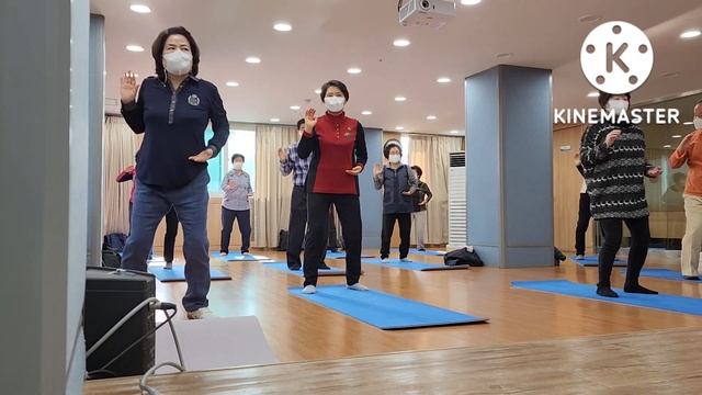 강서구보건소 기공체조 심화반 태극기공18식 1투로221117 смотреть онлайн