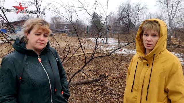 У детей в Советском отбирают детскую площадку смотреть онлайн