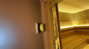 Как в одного установить стеклянную дверь в бане | Нюансы по монтажу. Не ставь пока не посмотришь.