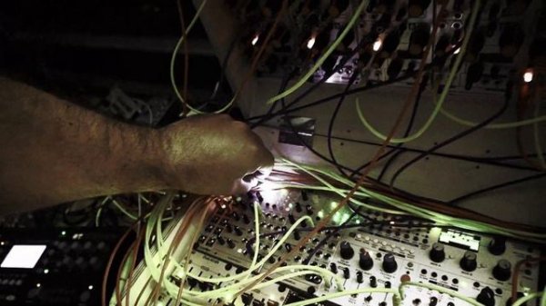 defects alix perez white lies jam