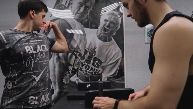 АРМРЕСТЛИНГ тренировка за столом смотреть онлайн