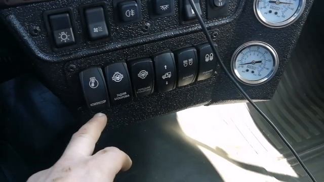 Тюнинг УАЗ Хантер для души - блокировки, пневмоподвеска, свет. смотреть онлайн