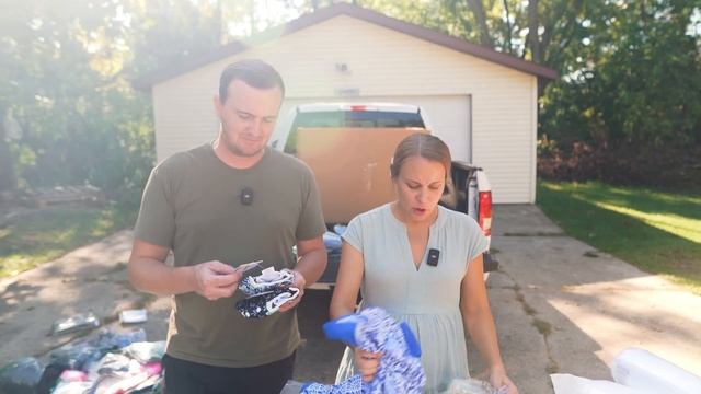 We Spent $450 on a HUGE Pallet of Amazon Clothing - Unboxing $11,000 in MYSTERY Items! смотреть онлайн