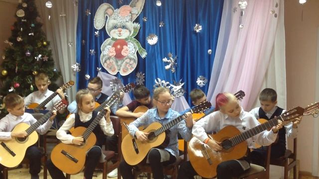 Ансамбль "Крещендо" - В.Козлов "Полька "Топ-топ" (ЦДО) смотреть онлайн