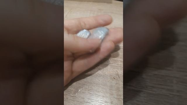 История о том, как я разобрала солевые батарейки на цинк. смотреть онлайн